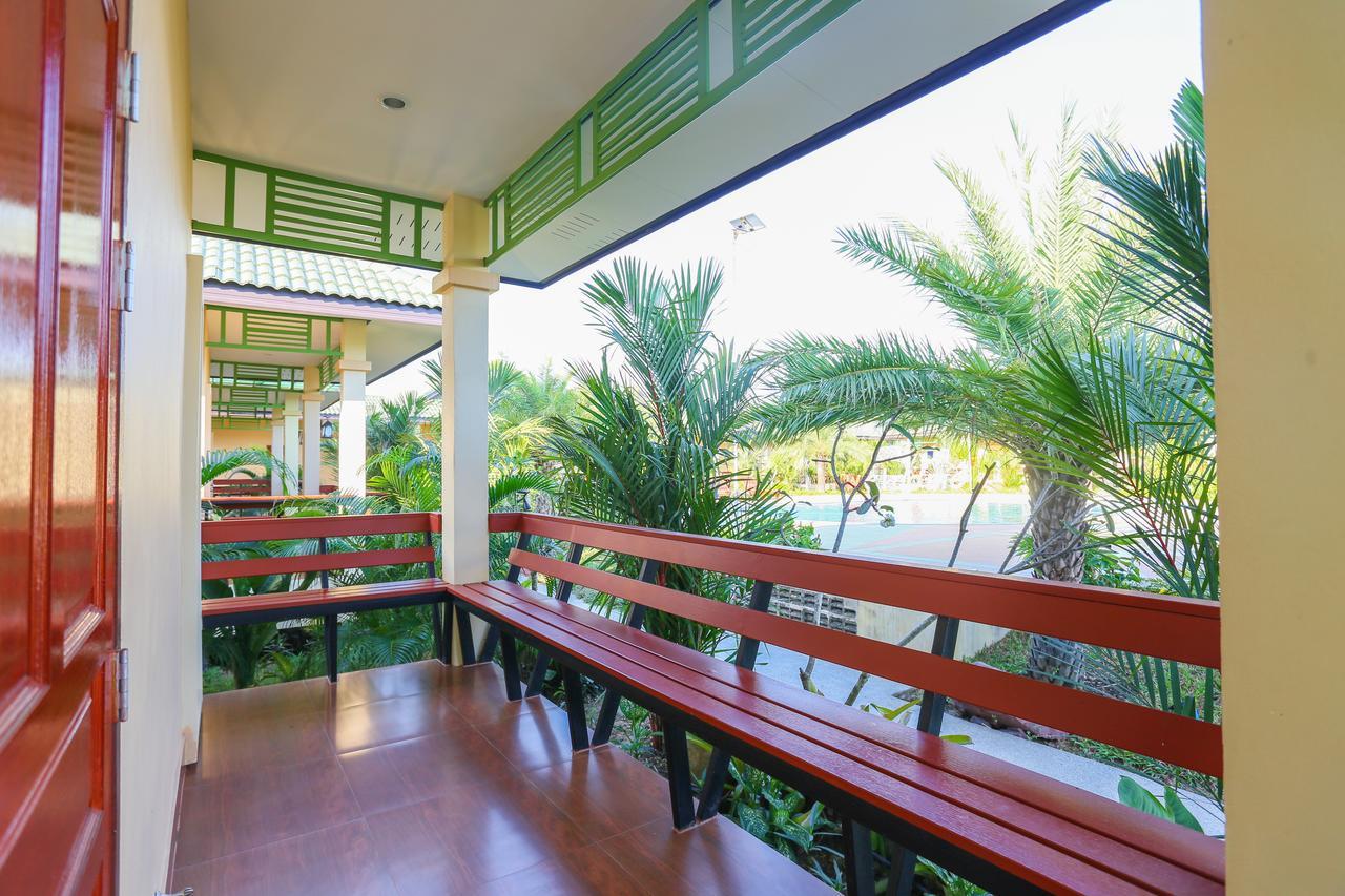 Huan Soontaree Hotel Ban Phe Exterior foto